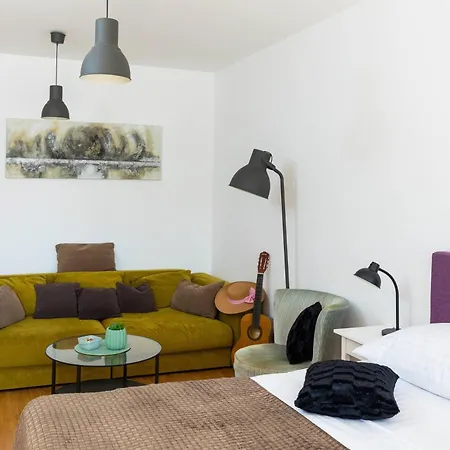 Апартаменты Easy *