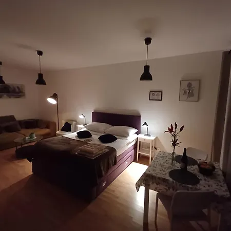 Easy Apartmán