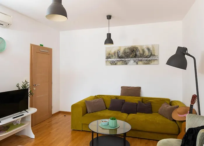 Апартаменты Easy *